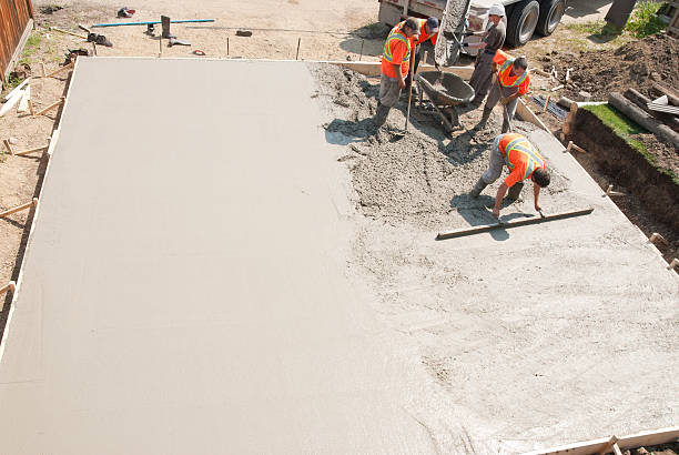Best Best Concrete Contractor  in Miami Gardens, FL